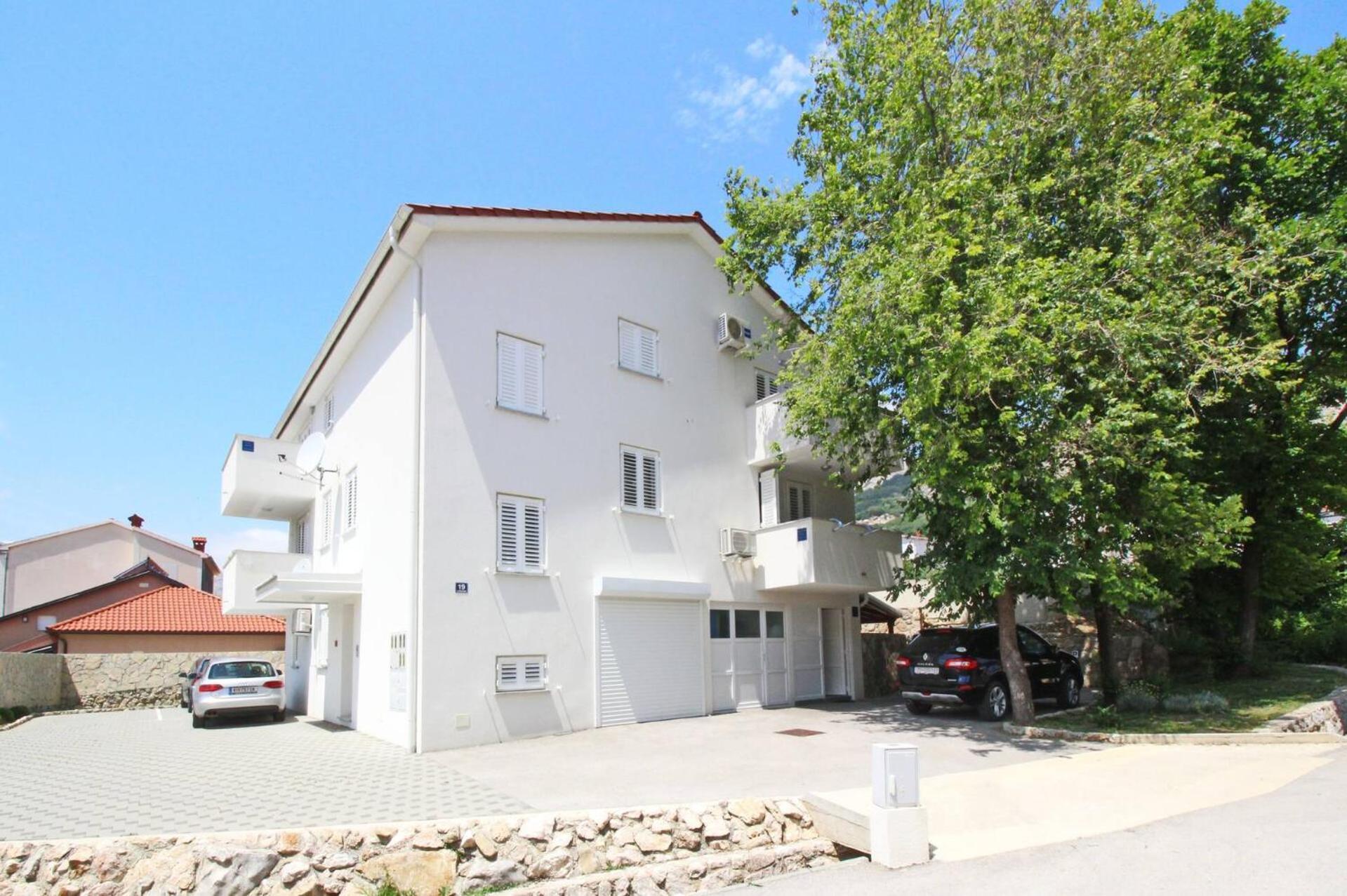 Apartments Vasilic-Cugalj-Smokvina Башка Экстерьер фото
